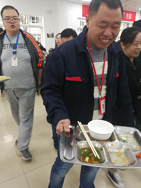 星沙园区食堂开展光盘行动见成效